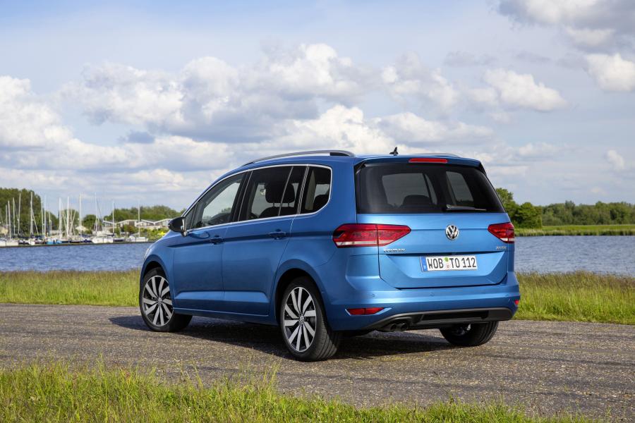  Volkswagen Touran 2015 года  (фото 20 из 26)